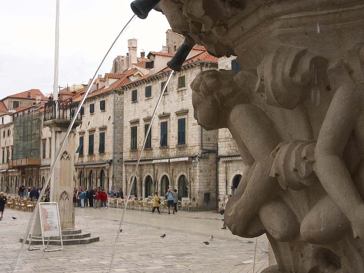 DUBROVNIK640 17. 04 2005