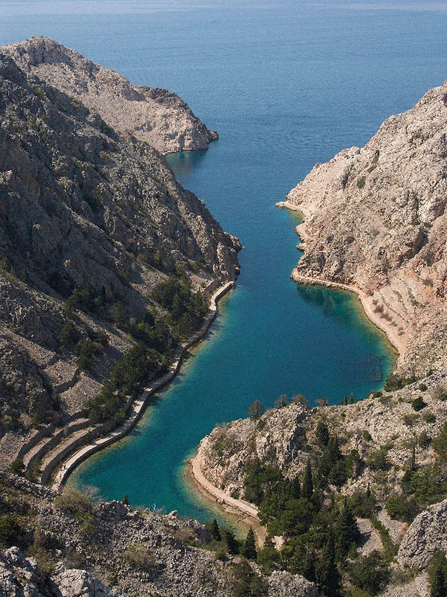 ZAVRATNICA13 09 04 07